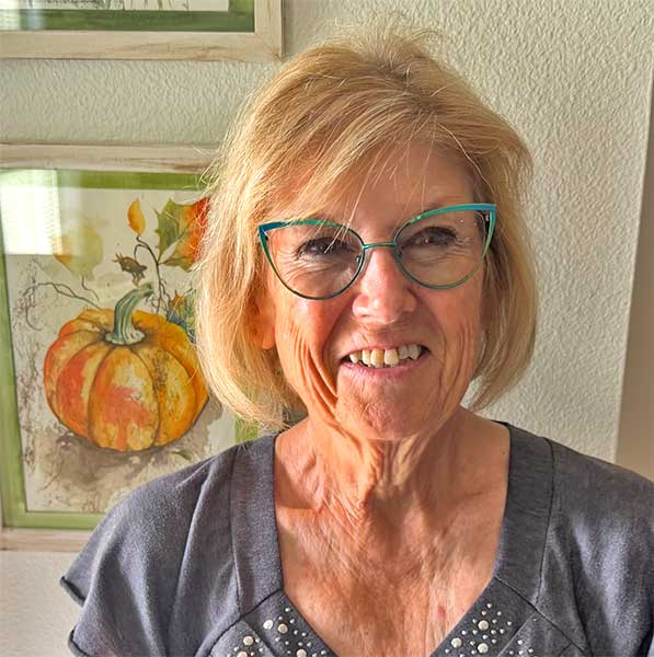 Linda Braun, Captain